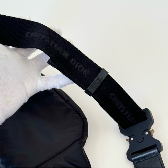 VINTAGE DIOR CROSSBODY WAIST SADDLE BAG BLACK NYLON - Picture 5 of 9